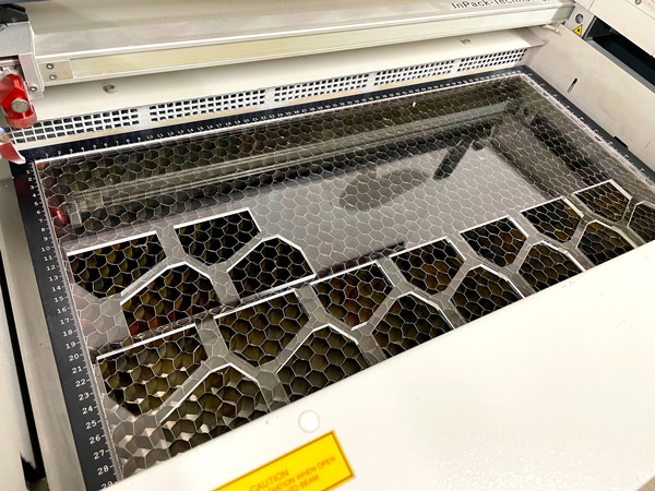 acrylic- laser -cutting- service